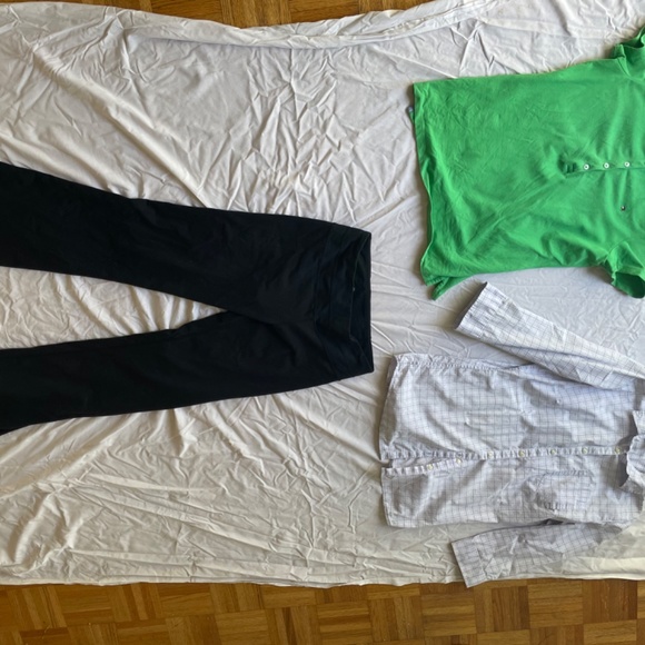 Lululemon leggings with two shirts - Picture 10 of 11